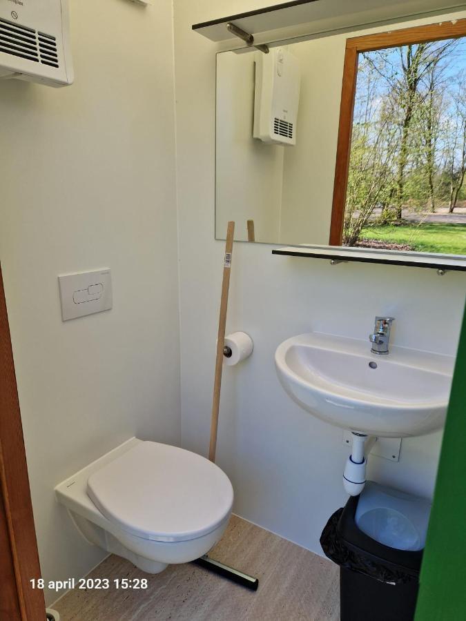 Alkenhaer Lege Kampeerplaats Met Prive Sanitair Parque de Campismo Appelscha